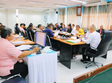 การประชุมคณะกรรมการคัดเลือกสหกรณ์และกลุ่มเกษตรกรดีเด่นระดับจังหวัด ประจำปี 2568 ครั้งที่ 1/2568 ณ ห้องประชุมชั้น 2 สำนักงานสหกรณ์จังหวัดนครศรีธรรมราช พร้อมด้วย เกษตรและสหกรณ์จังหวัดนครศรีธรรมราช ผู้แทนสำนักงานเกษตรจังหวัดนครศรีธรรมราช ผู้แทนสำนักงานตรวจบ ... พารามิเตอร์รูปภาพ 24